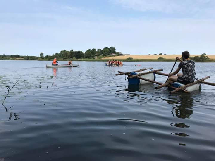 f7304228-6fe8-40ef-be09-23f7153519ac